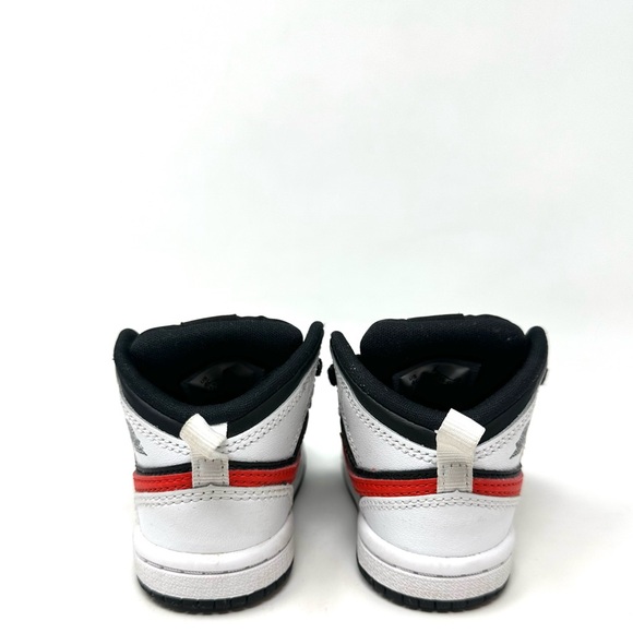 Nike Air Jordan 1 Mid Black Chile Red Toddler 4C Sneakers 640735-075 - Picture 3 of 11